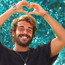 parcaliumutlu adli kullanicinin cemalcannnnn panosundaki pin resimler sarki sozleri unluler