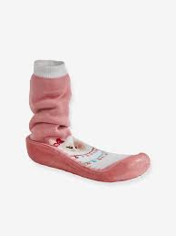 Y tiene un diseño de una muñeca que se parece mucho a las lol. Zapatillas De Casa Estilo Calcetines Antideslizantes Nina Rosa Claro Liso Con Motivos Vertbaudet