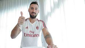 Latest on ac milan goalkeeper antonio donnarumma including news, stats, videos, highlights and more on espn. Ac Milan Re Sign Antonio Donnarumma Brother Of Gianluigi Fourfourtwo