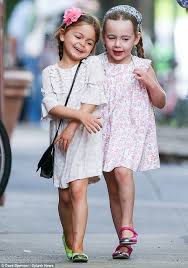 Sarah jessica parker and miley cyrus play 'five second rule. Like Mother Like Daughters The Precious Little Ladies Who Turn Five On June 22 Giggled And Skipped Kids Fashion Girl Cute Kids Fashion Outfits For Teens