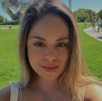 Elizabeth Barrientos's Instagram, Twitter & Facebook