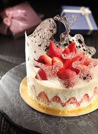 Beautiful Buffalo Ricotta Strawberry Cheesecake Plating Presentation Dessert Desserts Strawberry Cakes Cake Desserts