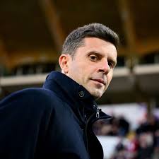 Juventus memecat Thiago Motta pada 23 Maret, tapi dia masih terikat  kontrak. Monaco melakukan kontak, lalu beralih ke tempat lain. Real  Sociedad juga mendekatinya baru-baru ini dan Motta belum mengatakan ya atau