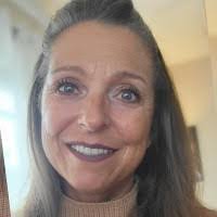 Elvis Salgado's Instagram, Twitter & Facebook