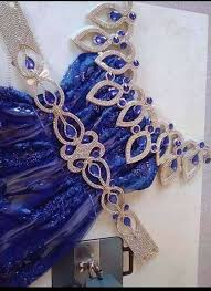 Pin By Alaa Arrahman On Blouza Et Robes Gandoura Lace Dress Styles Churidar Neck Designs Barbie Fashion Royalty