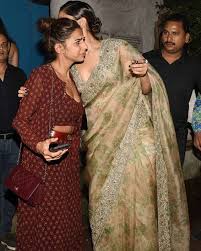 New Picture Deepika Padukone With Her Stylist Shaleena Nathani Post Lakme Fashion Week 2016 They Look St Lakme Fashion Week 2016 Fashion Lakme Fashion Week
