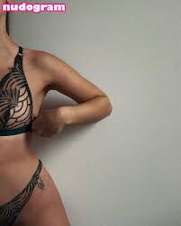 Apo  Apollinegrmz  apolline_guer Фото утечки OnlyFans обнаженная №69 -  Nudogram v2.1