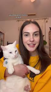 Britt Brat Alley Cat