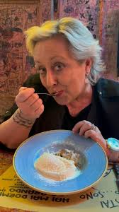 L’ultimo dolcetto 🧁 giuro 🤣🙏, E voi siete più da dolce o da salato? ,  #dolceosalato #dadomanidieta