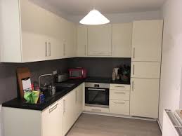 Die wohnung ist sehr hell und in der 3 etage. 1 Zimmer Wohnung Zu Vermieten Hudeweg 3 33607 Bielefeld Innenstadt Mapio Net