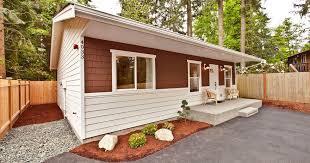 So, here are some things which you can include in your house exterior part to utilize outer space in your simple small house design. Cozy Bungalow House With Simple Elegant Interiors Idesignarch Interior Design Architecture Interior Decorating Emagazine