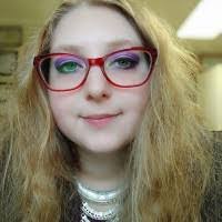 Kaitlin Simmons's Instagram, Twitter & Facebook