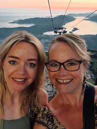 I need 300 YES from my true fans 😁💯