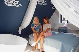 Die schauspielerin aus michelstadt hat mit ihrem partner louis beckmann ein neues hotel eröffnet. Jessica Schwarz Cristiano Ronaldo Til Schweiger Warum Stars Zu Hoteliers Werden Gourmetwelten Das Genussportal