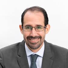 Alfredo Calle's Instagram, Twitter & Facebook