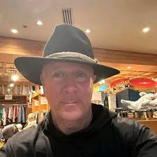 Edwin dickson (@edwin.dickson71)