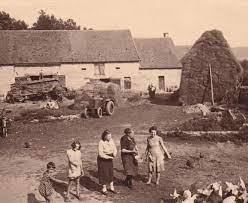 Il y a 23 produits. Le Pepere La Vie A La Ferme Dans Les Annees 60 Qui A Facebook