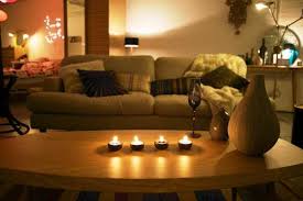 I believe that a right decorating can make all people more happiness. 22 Cozy Winter Decoration Ideas Room Colors And Decor Accessories For Warm Winter Decorating