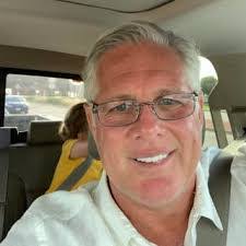 Wade Mckenna's Instagram, Twitter & Facebook