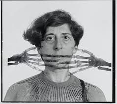 Esther Ferrer — Face B. Image