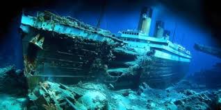 Echoes of titanic tragedy in ocean depths shaping maritime history with  silent impact concept maritime history titanic tragedy ocean depths impact  on history historical echoes | Premium AI-generated image