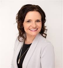 Rachel Kinder's Instagram, Twitter & Facebook