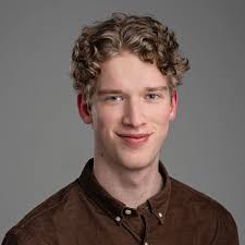 Room for rent near MIT for two scientists