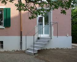Gartentreppe Aus Riffelblech Mit Handlauf Gekanntetes Blech Riffelblech Gartentreppe Treppe