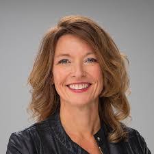 Jackie Fleury's Instagram, Twitter & Facebook