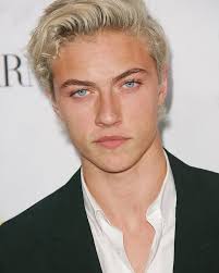Rate Lucky Blue Smith : r/VindictaRateCelebs
