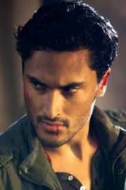 🚶 Джонни Круз (01.12.1982)