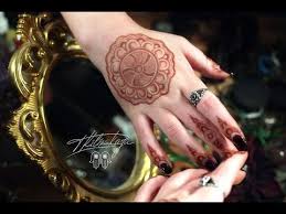Simple Mandala Mehndi Design By Om Henna Om Http Go Shr Lc 2kfus8q Mandalamonday Mandala Paintingmandalas M Flower Henna Henna Hand Tattoo Mehndi Designs