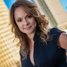 Lissette Colon's Instagram, Twitter & Facebook