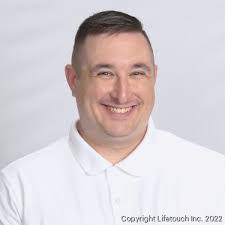 Ryan Grinstead's Instagram, Twitter & Facebook