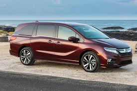Accommodates numerous accessory roof rack attachments. Chrysler Pacifica Hybrid Vs Honda Odyssey