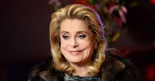 "Puritanisme" post-Weinstein : "Catherine Deneuve ne parle pas au nom de la  France"