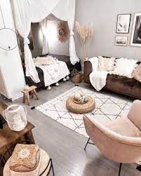 Sisustusblogi On Instagram Pienta Olohuoneen Paivitysta Kesaksi Kaipasin Vaihteeksi Kevyempaa Ja Ilmavampaa Tunnel Home Decor Wholesale Home Decor Furniture