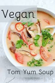 Simple Vegan Tom Yum Soup Recipe In 2020 Tom Yum Soup Vegan Tom Yum Soup Vegan Tom Yum