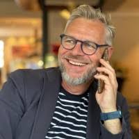 100+ "Tom Berndt" profiles