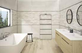 Pour une salle de bain moderne et tendance à la fois, chez eliseterrien on adopte la frise verticale dans la baignoire, et on recouvre tout le sol de la aménager une salle de bain sous les combles d'une maison ou d'un appartement peut s'avérer complexe. Pose D Une Frise Murale Dans La Salle De Bains Espace Aubade
