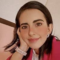 Selina Almendarez's Instagram, Twitter & Facebook