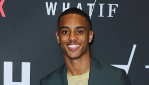 The tomorrow war only jolts out of its predictable mode when director chris mckay dares to get gross. E Qgxxuyvnt3zm