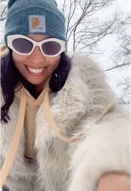 When it snows ❄️🌨️  #snowday#snow#2025#fyp#foryoupage#careshaplease#yungmiami#snow#fun#tiktok#humor#babyitscoldoutside#letitsnow#Alabama#atlanta#Snowinthesouth#Snowman#Snowflakes  #soicey#snowdaysbelike