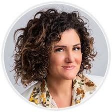 Anna Dickinson Brings Artful Design Background to Arkansas Wedding Scene