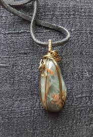 Amethyst Gemstone Mystic Aura Quartz Swarovski Crystal Etsy Swarovski Crystal Necklace Healing Crystal Jewelry Bloodstone Necklace