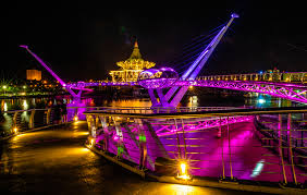 Latest darul hana musical fountain schedule can be checked from google.com or waterfront official page at waterfront.official welcome to kuching, sarawak! 10 Ultimate Things To Do In Sarawak At Least Once In Your Life Borneotalk