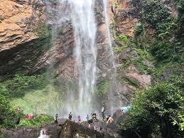 Transport, one meal (actually is cup noodle) and one hot beverage (milo) provided. Air Terjun Pelangi Sungai Lembing Afiq Halid