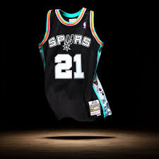 Tim duncan kimdir, hayatı ve biyografisi. Taasscom On Twitter Mitchell Ness Nba 2020 Hall Of Fame Edition Swingman Spurs Jersey Von Tim Duncan Https T Co Dzk3e7a4rc