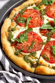 Pesto Pizza In 2020 Pizza Recipes Homemade Pesto Pizza Recipe Pesto Pizza