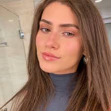 Karina Rubin's Instagram, Twitter & Facebook